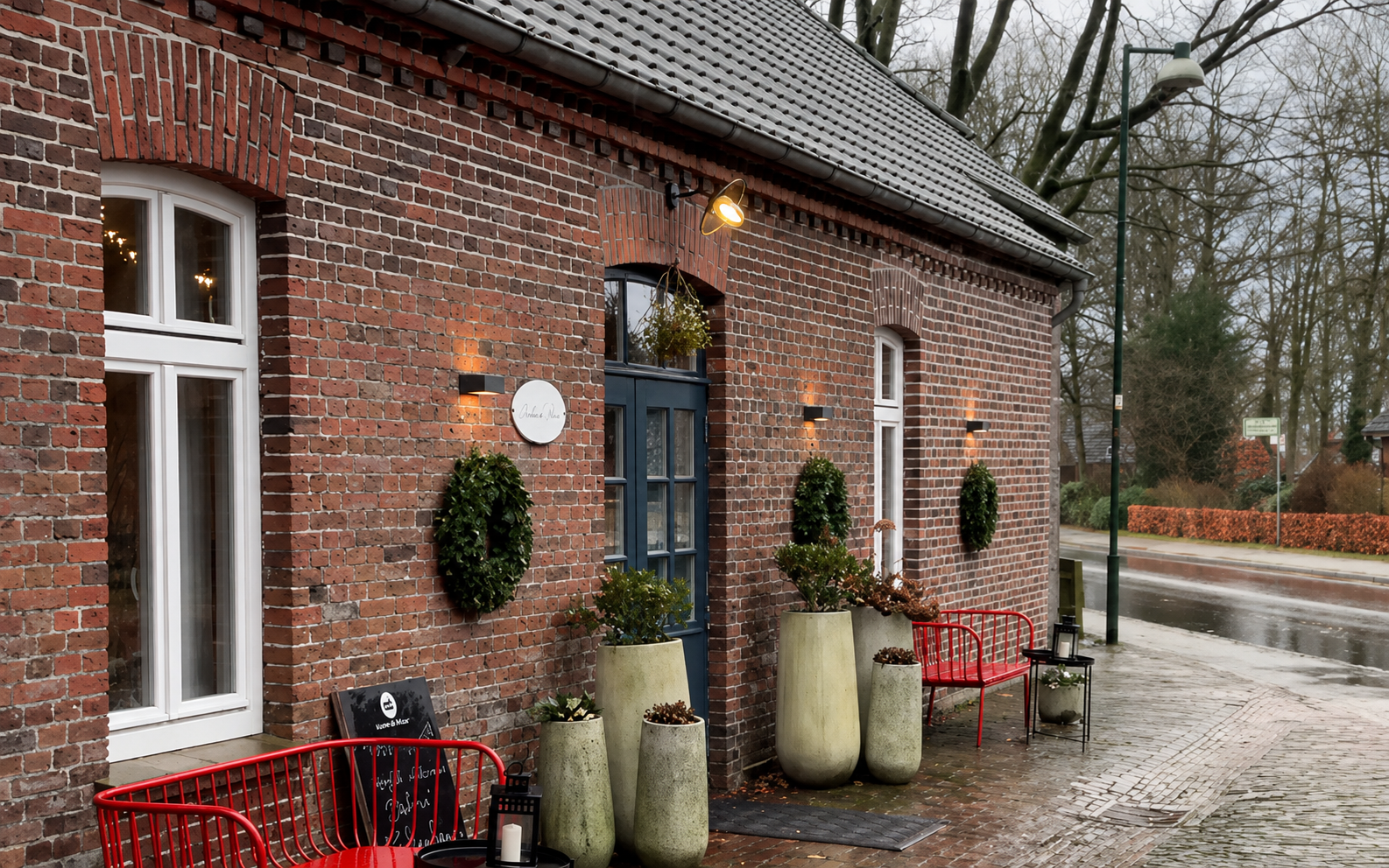 Außenansicht des DAHMS Kaffeehauses in Wardenburg-Littel